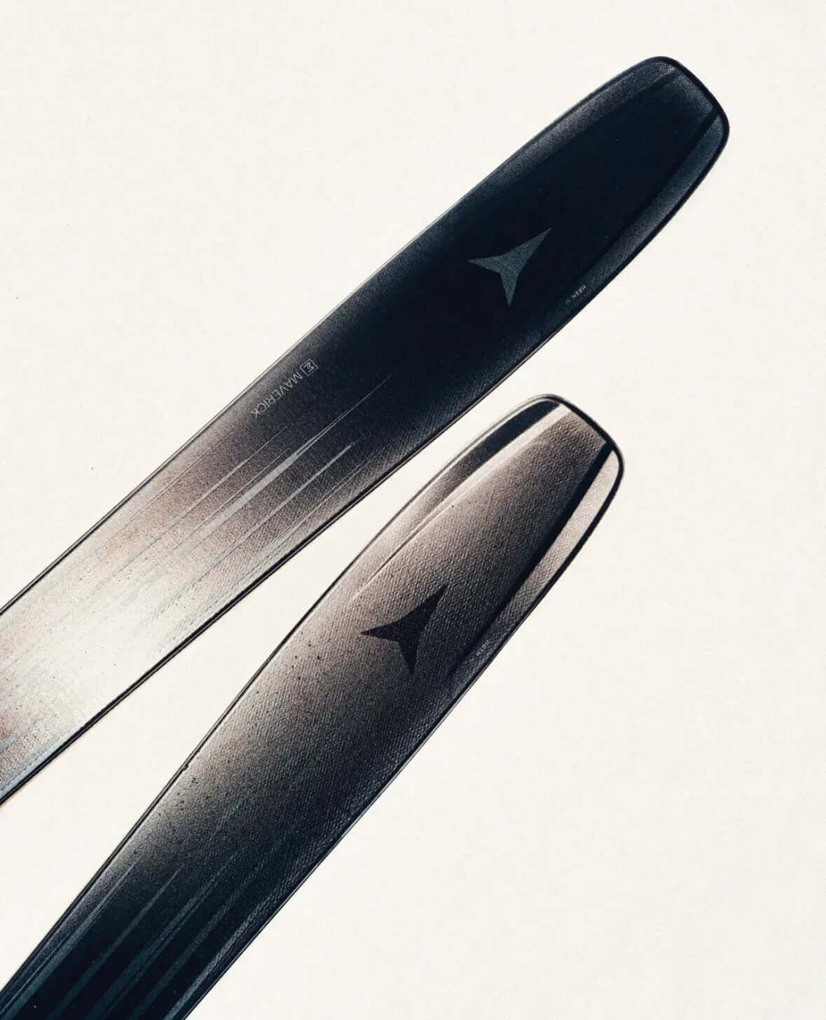 Alquiler Esquís Baqueira Beret - Esquí / Gama TOP (Exclusiva Caranva) / Esquís (Incluye Bastones) -CaranvaSports - temporada 2026