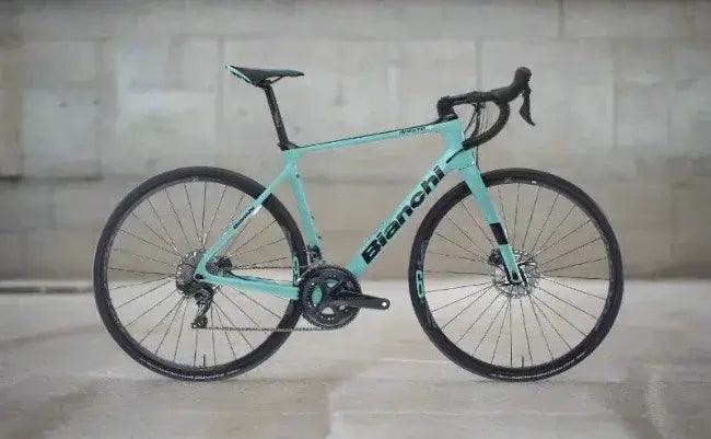 Alquiler Bicis Carretera de Carbono en Barcelona - Carretera / Bianchi Infinito XE -CaranvaSports - temporada 2026