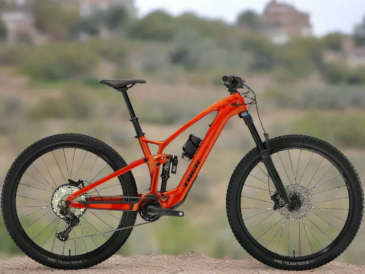 Alquiler Bicicleta Carretera Madrid - Carretera / Trek Madone SL6 GEN 8 -CaranvaSports - temporada 2026