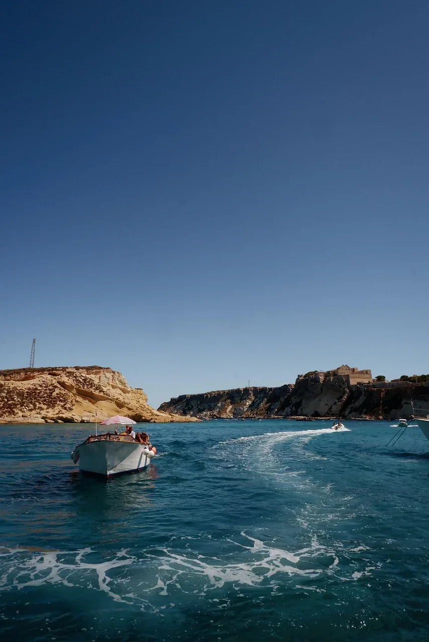 Alquiler Menorquina - Formentera -CaranvaSports - temporada 2026