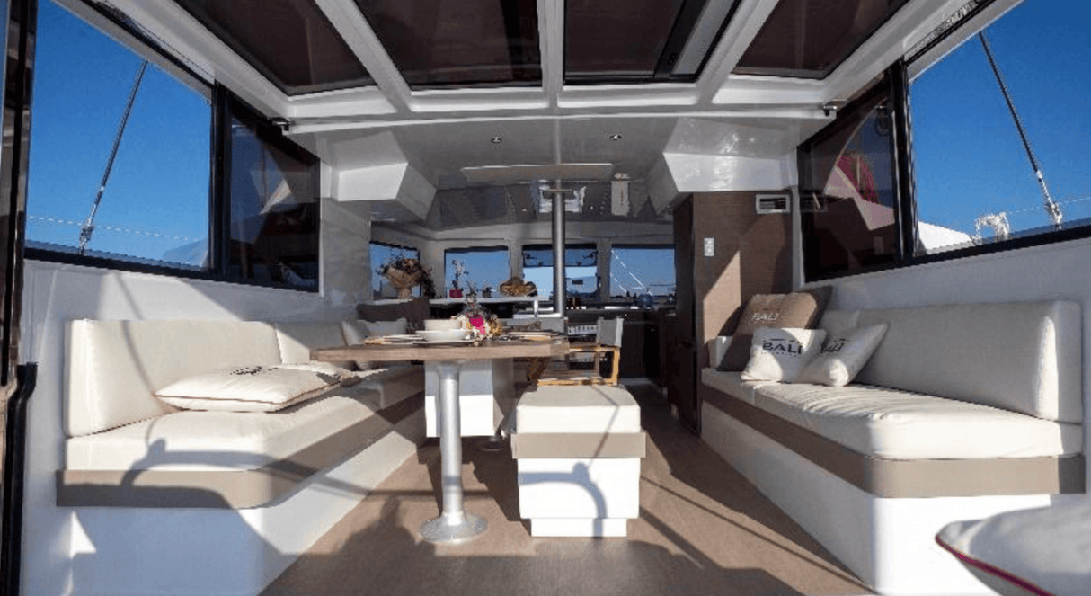 Location Catamaran Bali Catspace — Ibiza