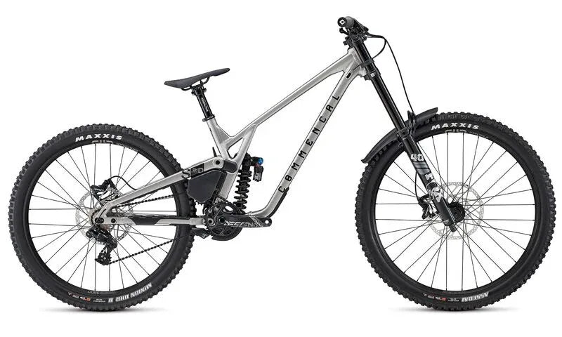 COMMENCAL SUPREME DH V5 - Alquiler - Caranva