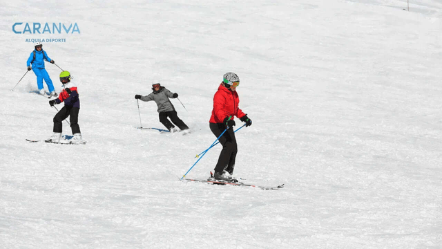 Clases Esquí o SnowBoard La Molina - 1 persona / 9 a 14h / 1 hora -CaranvaSports - temporada 2026